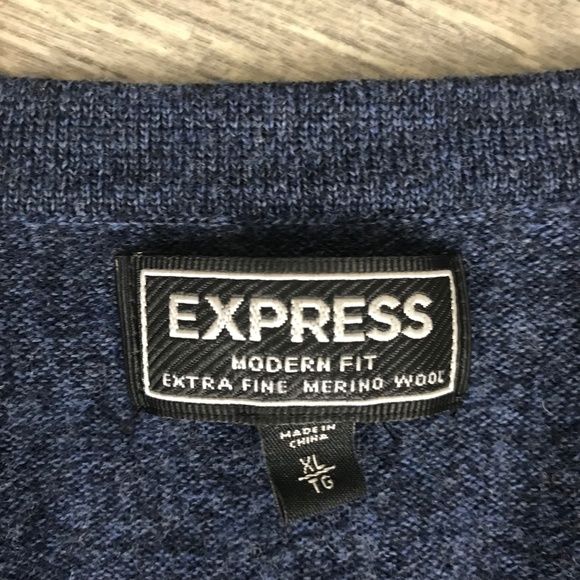 Express 100% Merino Wool Sweater - Picture 3 of 6
